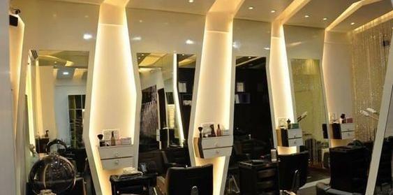 عکس دکوراسیون آرایشگاه زنانه
