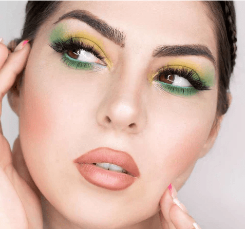 عکس کاشت مژه خط چشمی
