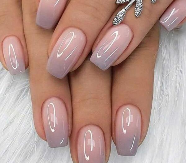 عکس کاشت ناخن شیک و ساده