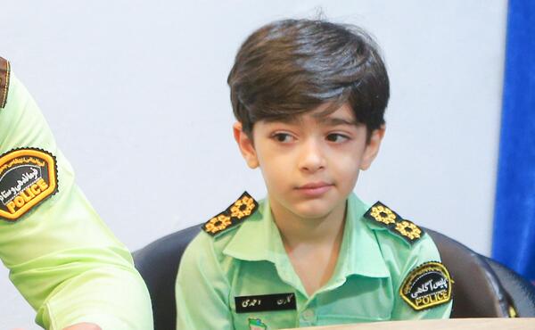 عکس پسر پلیس