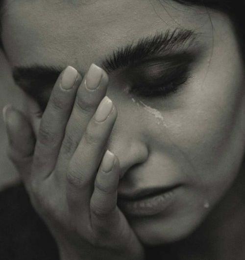 عکس بسیار غمگین بدون متن