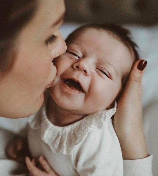 عکس پروفایل پسر غمگین بدون متن