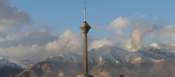 عکس غروب برج میلاد