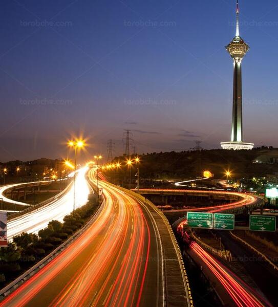عکس غروب برج میلاد