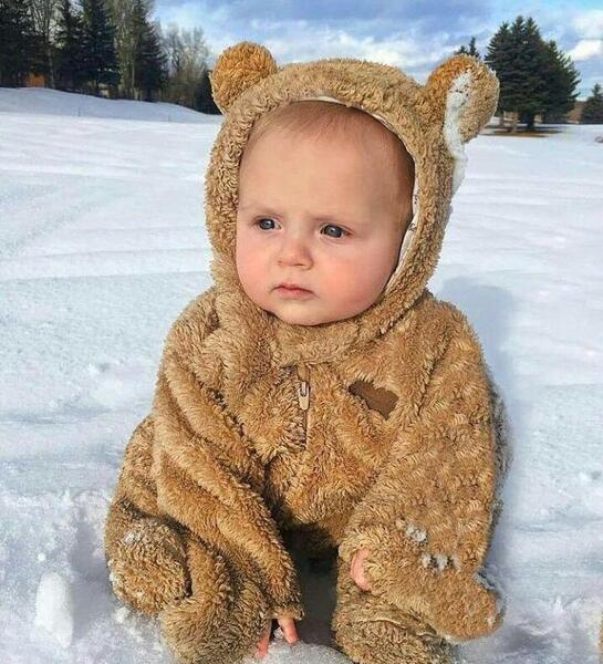عکس پسر بچه تازه متولد شده