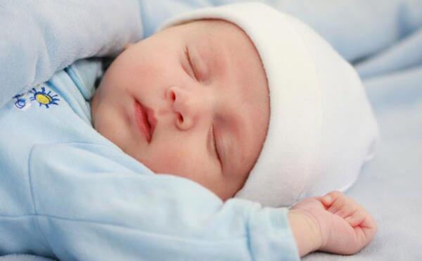 عکس پسر بچه تازه متولد شده