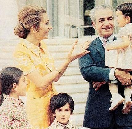 عکس دوست پسر فرح دیبا