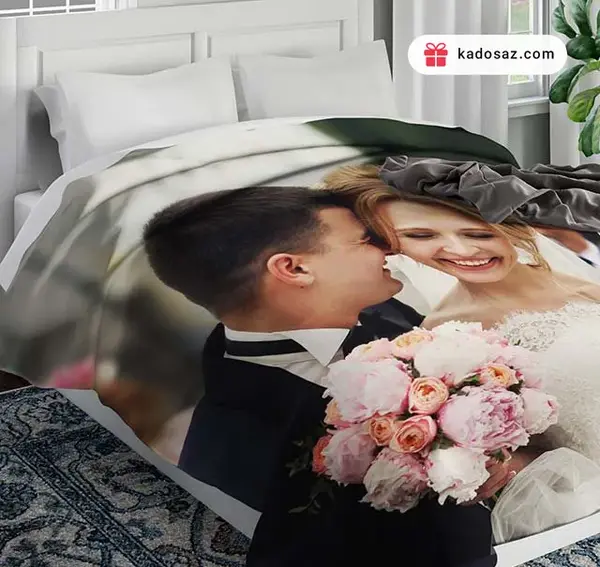 عکس عروس و داماد روی روتختی