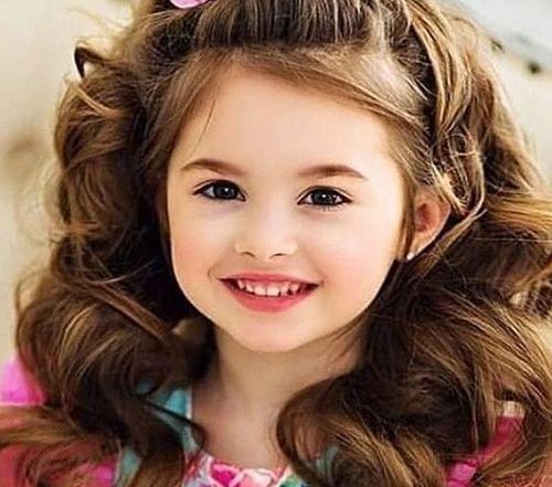 عکس دختر فیک کوچک