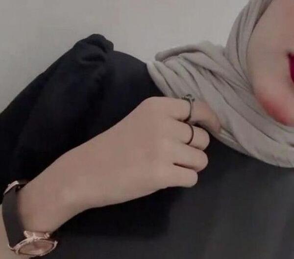 عکس فیک ایستاده