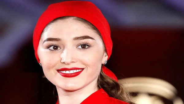 عکس فرشته حسینی بازیگر قورباغه