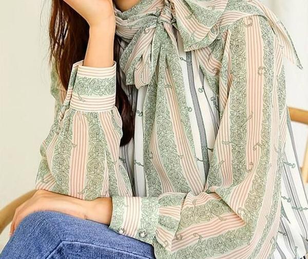 عکس شومیز حریر گلدار