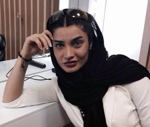 عکس تینا اخوند تبار وهمسرش