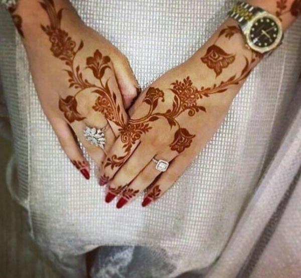 عکس از حنا روی دست