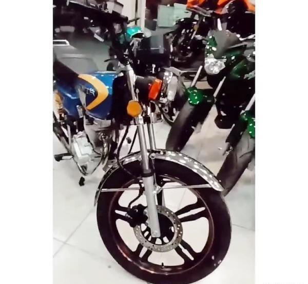 عکس موتور هوندا اسپرت