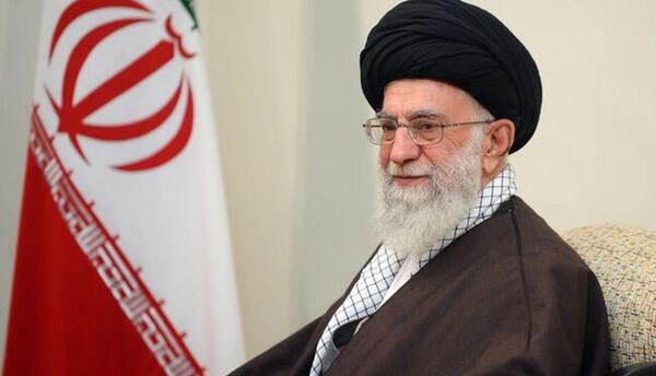 عکس رهبری نیم رخ