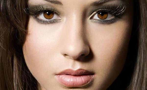 عکس چشم دختر رنگ قهوه ای