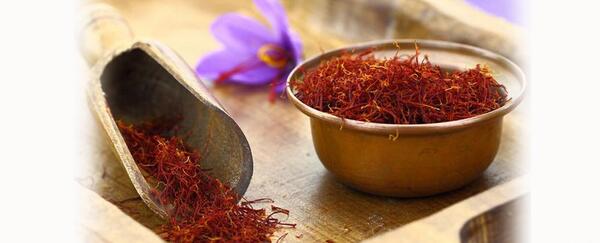 عکس چای زعفران نیوشا