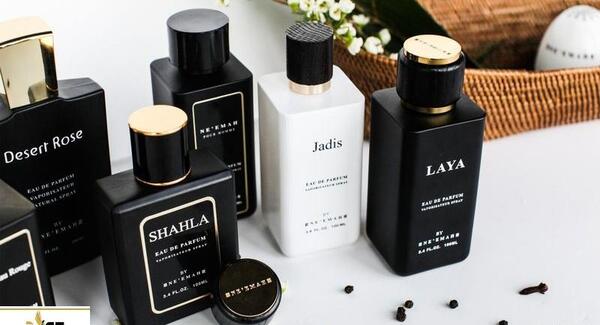 عکس عطر فروشی