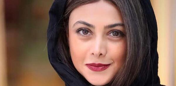 عکس با حجاب ملکه الیزابت