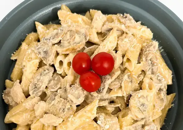 عکس نوشته خوشبختی یعنی من و تو ثمره عشقمون