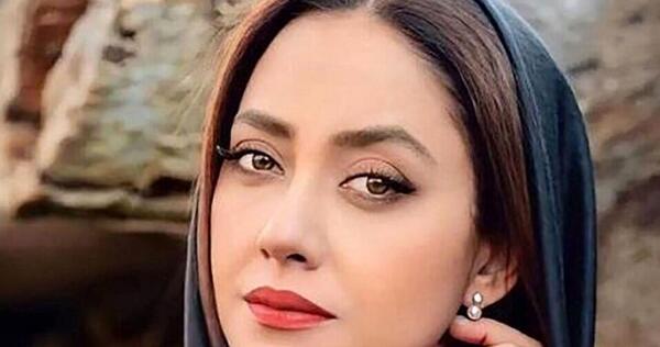 عکس پای بهاره کیان افشار در اینستا