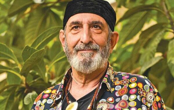 عکس همسر فرهاد آئیش بازیگر