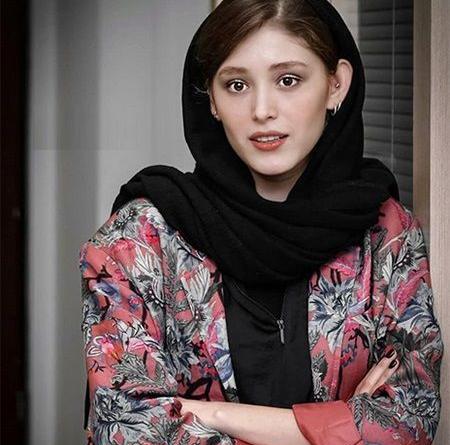 عکس فرشته حسینی در یلدا