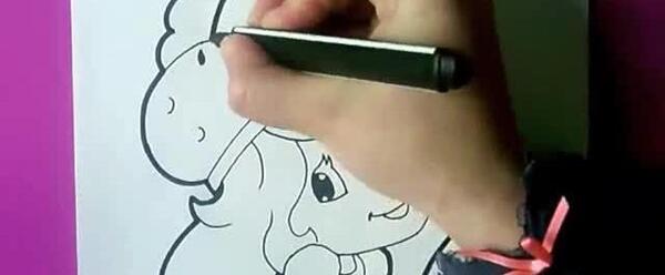 عکس نقاشی دختر مرحله به مرحله