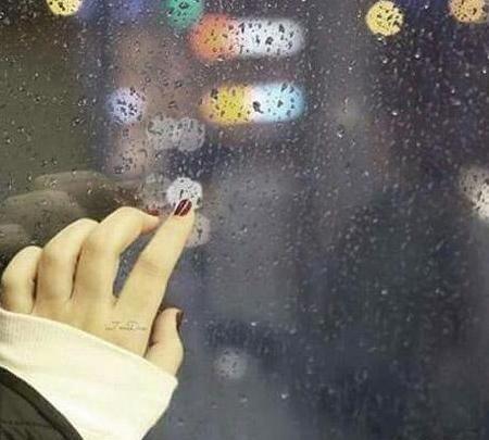 عکس باران پشت شیشه ماشین