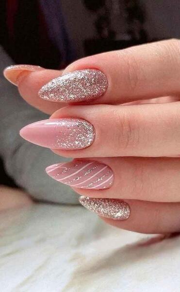 عکس کاشت ناخن هلویی اکلیلی
