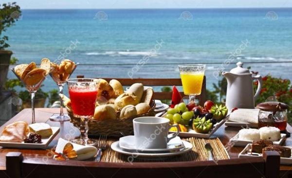 عکس دریا صبحانه