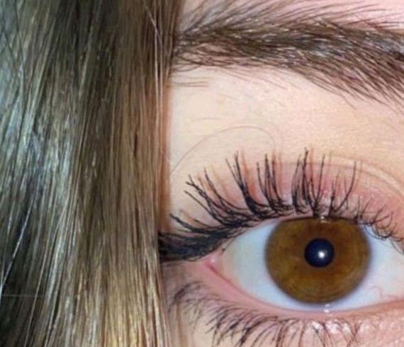 عکس چشم قهوه ای روشن برای پروفایل
