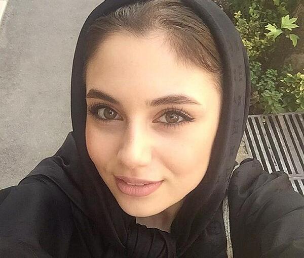 عکس اینستاگرام حدیث مدنی