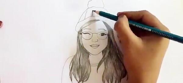 عکس نقاشی دختر تبریز کی