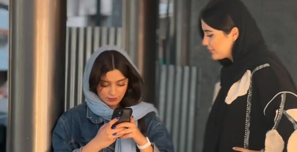 عکس نقاشی دختر تبریز کی