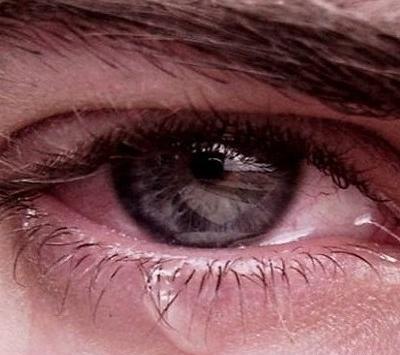 عکس گریه ی دختر برای پروفایل