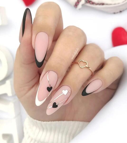 عکس طرح ناخن فرنچ جدید