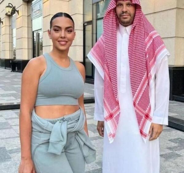 عکس زن رونالدو در جام جهانی ۲۰۲۲