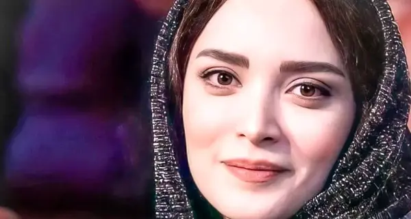 عکس نیلوفر پارسا و خواهرش