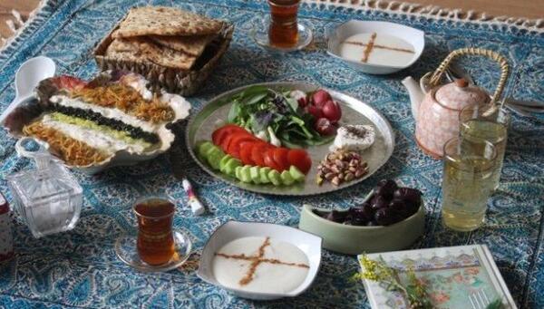 عکس سفره افطار طبیعی