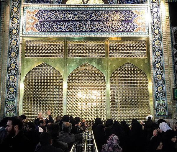 عکس گوشی در حرم امام رضا