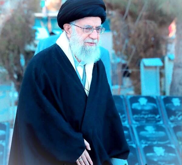 عکس رهبر چپ دست