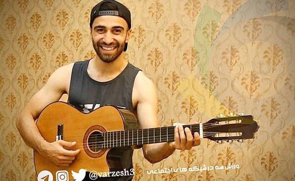 عکس خالکوبی روی دست ارسلان مطهری