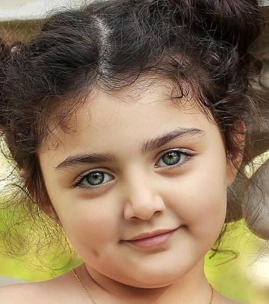 عکس پدر و مادر آناهیتا هاشم زاده