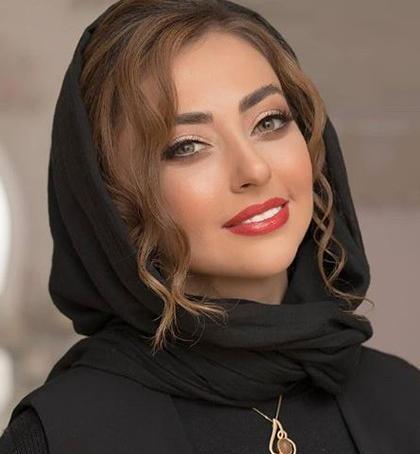 عکس با حجاب نفیسه روشن