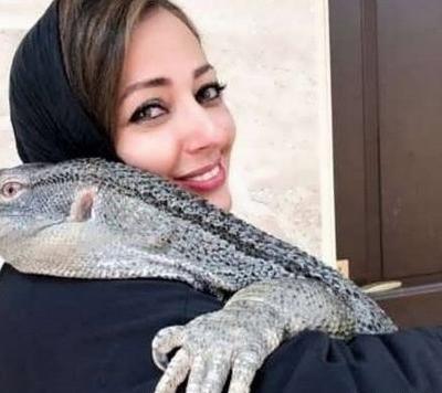 عکس با حجاب نفیسه روشن