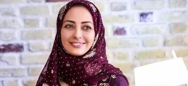 عکس با حجاب نفیسه روشن