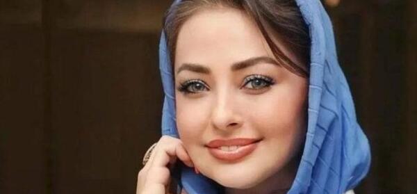 عکس با حجاب نفیسه روشن