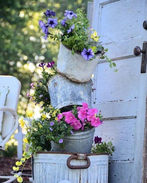 عکس ایده های خلاقانه برای تزیین باغ